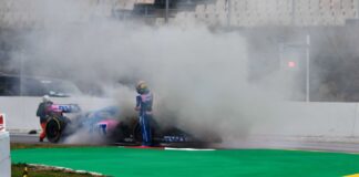Hamilton fastest on the last day, fire ends Alonso's test

