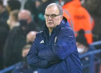 Leeds measures Bielsa after shedding Tottenham | The alternative is about for Monday Marcelo Bielsa looks on with his team losing against Arsenal