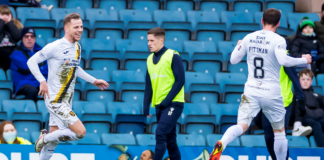 Livingston easy to beat struggling Dundee

