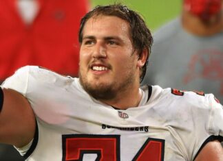 The Bucs Professional Bowl Marpet goalkeeper retires on the age of 28 The Bucs Pro Bowl Marpet goalkeeper retires at the age of 28