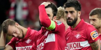 Spartak's head coach Rui Vitoria reacts after the Europa League Group C soccer match between Spartak Moscow and Legia Warsaw at the Otkritie Arena, in Moscow, Russia, Wednesday, Sept. 15, 2023. (AP Photo/Pavel Golovkin)