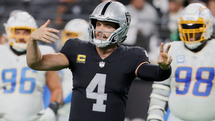 Which-road-does-the-Raiders-take-with-Derek-Carr.jpg Which road does the Raiders take with Derek Carr?