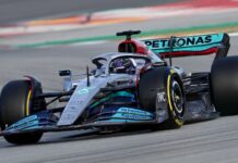 Confident Hamilton: My team don't make mistakes