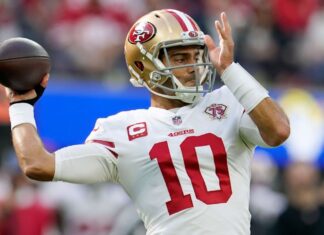 49ers GM Lynch: No plan to launch Garoppolo 49ers GM Lynch: No plan to release Garoppolo