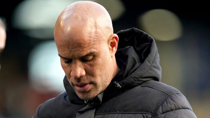 Birmingham-coach-Pino-has-been-charged-by-the-FA-for.jpg Marcus Bignot
