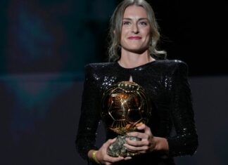 Botelas: The time for El Clasico to be on the Nou Camp Alexia Putillas was chosen as the best female footballer