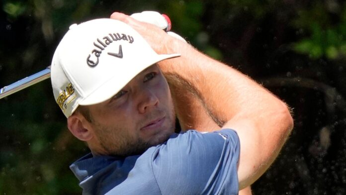 Burns-defends-title-in-thrilling-playoff-against-Valspar.jpg Burns defends title in thrilling playoff against Valspar