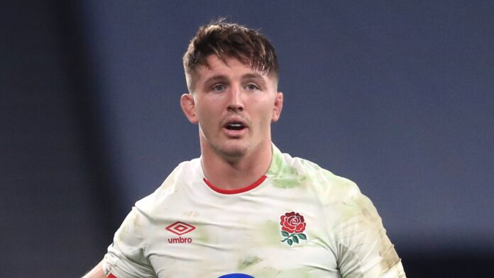 Carey-fit-to-start-England-Dombrandt-on-the-bench.jpg Carey fit to start England | Dombrandt on the bench
