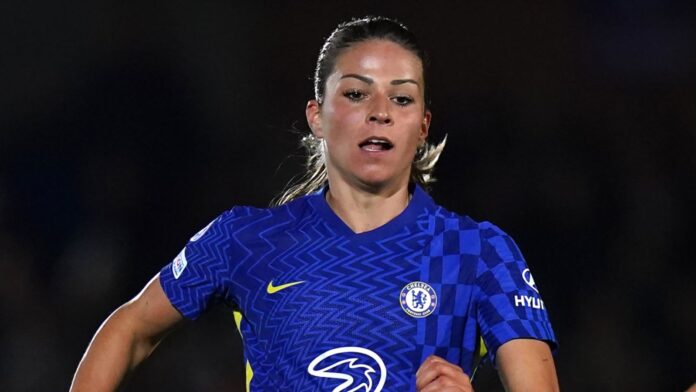 Chelseas-Leopolds-announces-his-pregnancy.jpg Melanie Leupolz