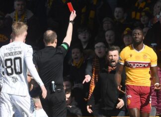 Hibs took benefit of Mugabe’s pink coloration to succeed in the semi-finals Bevis Mugabe is sent off by referee Willie Collum