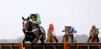 Jonbon cruises to victory at Ascot