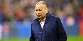  Jones: Fans should keep their faith |  There is no clear candidate to replace the Australian

