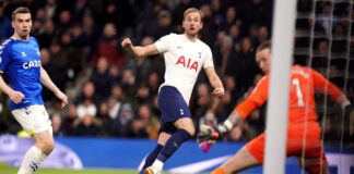  Kane moves over Henry |  Sheringham: Best No. 9 in the world

