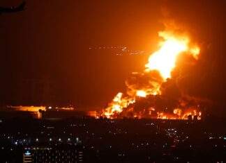 Leaving Saudi Arabia after the assault “is just not proper” | System 1 leaders defend racing choice Leaving Saudi Arabia after the attack "is not right" | Formula 1 leaders defend racing decision