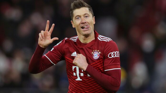 Lewandowski-makes-history-as-Bayern-crush-Salzburg.jpg Lewandowski makes history as Bayern crush Salzburg