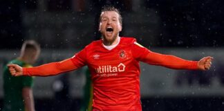 Luton's playoff charge continues with victory over Preston

