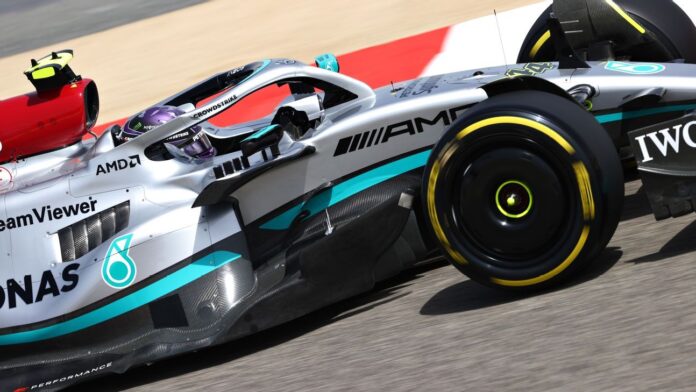 Mercedes reveals drastic side-leg upgrade in F1 test

