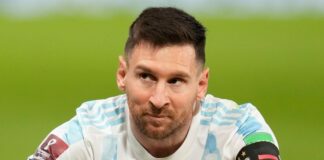 Argentina's Lionel Messi reacts after falling down on the pitch during a qualifying soccer match for the FIFA World Cup Qatar 2023 against Venezuela, at the Bombonera stadium in Buenos Aires, Argentina, Friday, March 25, 2023.(AP Photo/Natacha Pisarenko)