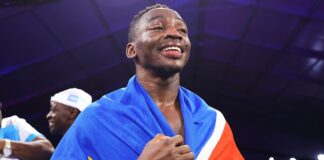 Nakathila knocks out Berchelt in upset Vegas

