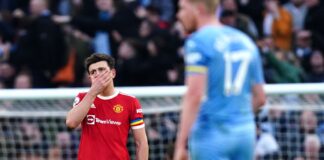  Neville: Man United was a disgrace |  Ken: It was a shame

