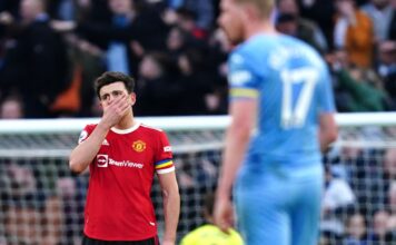Neville: Man United was a shame | Ken: It was a disgrace Neville: Man United was a disgrace | Ken: It was a shame