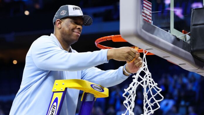 North-Carolina-coach-Hubert-Davis-road-is-bumpy-winding-and.jpg North Carolina coach Hubert Davis' road is bumpy, winding, and ultimately historic in the first year