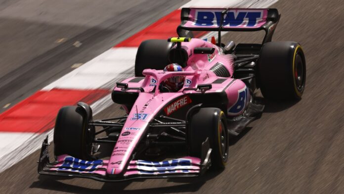 Ocon-faster-my-cute-car-is-on-fire.jpg Ocon faster, my cute car is on fire