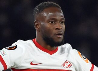 PL hinders Burnley’s try and deliver Moses again from Russia Spartak's Victor Moses during the Europa League Group C soccer match between Leicester City and Spartak Moscow at the King Power Stadium in Leicester, England, Thursday, Nov. 4, 2023. (AP Photo/Rui Vieira)..