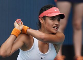 Raducanu responds to ‘unfair and deceptive’ criticism of care Raducanu responds to 'unfair and misleading' criticism of care