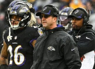 Ravens signal with Harbaugh to increase it for 3 years Ravens sign with Harbaugh to extend it for three years