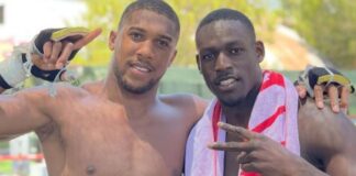 Anthony Joshua (left) and Richard Riakporhe (Instagram: @r_riakporhe)