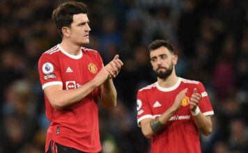 Sheringham: What is going on on at Manchester United? Man Utd's Harry Maguire and Bruno Fernandes react to their defeat against Man City