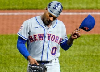 Social media breaks out as gamers react to MLB’s determination Social media breaks out as players react to MLB's decision