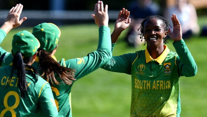 South-Africa-avoids-panic-from-Bangladesh-in-World-Cup-opening.jpg South Africa avoids panic from Bangladesh in World Cup opening match