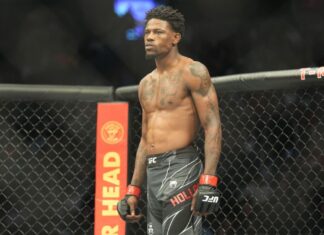 UFC’s Holland subdues the gunman with an MMA transfer UFC's Holland subdues the gunman with an MMA move