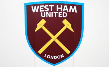 West Ham and Frankfurt followers meet in Seville West Ham and Frankfurt fans meet in Seville