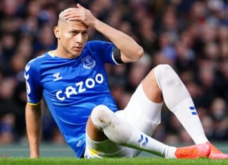 Wolves push Everton into extra bother Richarlison misses a missed first-half opportunity