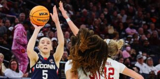How UConn and South Carolina advanced to the women's title game


