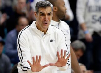 Jay Wright’s fits are within the Corridor of Fame, however he unofficially goes to the Last 4 Jay Wright's suits are in the Hall of Fame, but he unofficially goes to the Final Four