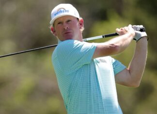 Snedeker shares a four-way lead heading into the ultimate spherical in Texas Snedeker shares a four-way lead heading into the final round in Texas