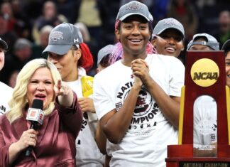 Take again Boston: Nationwide Participant of the 12 months arms NCAA title to South Carolina Take back Boston: National Player of the Year hands NCAA title to South Carolina