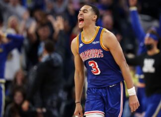 Warriors snatch playoff spot with huge win Warriors snatch playoff spot with big win