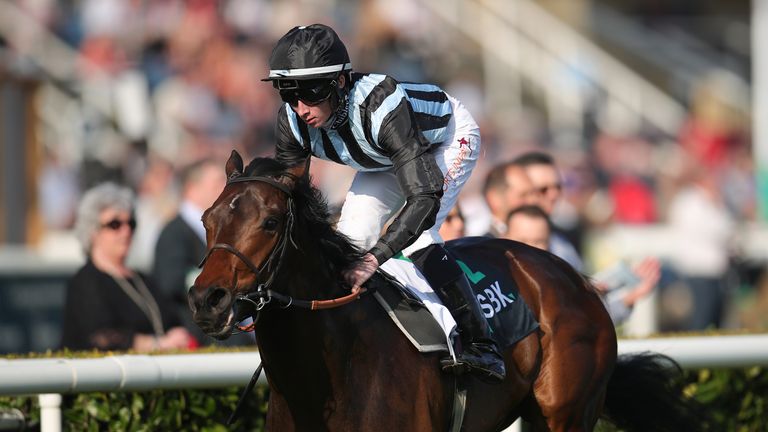 Chandette and Rosa Ryan win the Doncaster Mile Stakes