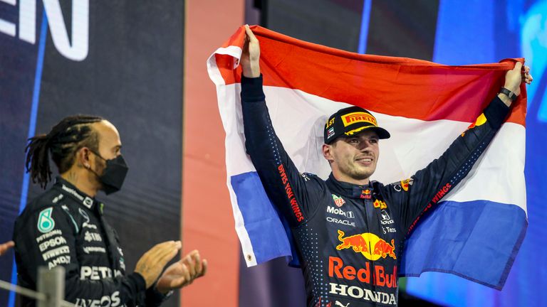 With the new season fast approaching, he recalled some of the fiercest fights on the track between Lewis Hamilton and Max Verstappen last year.