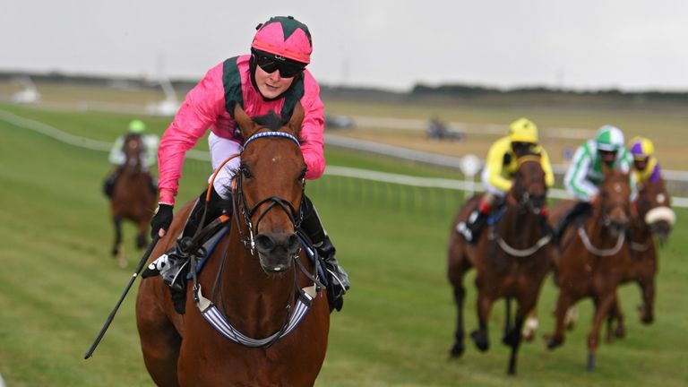 Oxted and Cieren Fallon win at Newmarket