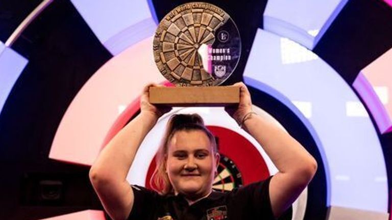 According to Wayne Mardle, Beau Greaves is the biggest thing on the Planet Darts