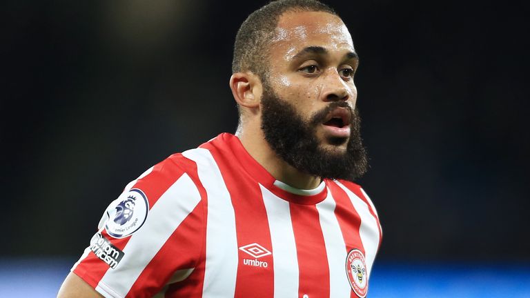 MANCHESTER, ENGLAND - FEBRUARY 9: Brian Mbiomo of Brentford looks at the Premier League match between Manchester City and Brentford at the Etihad Stadium on February 9, 2023 in Manchester, United Kingdom.  (Photo by Simon Stacpoole/Offside/Offside via Getty Images)