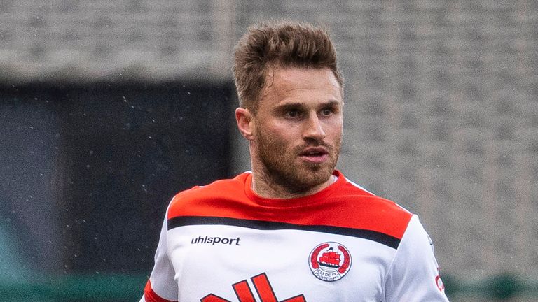 David Godwilly joins Wraith Rovers from Clyde for the Second League team