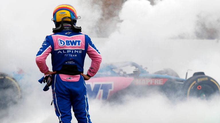     Fernando Alonso had a hydraulic problem in the Alps