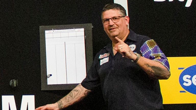 The best action from Night Six in the Premier League Darts in Nottingham as Gary Anderson kicked off his campaign with an impressive performance against Michael Smith in the final.